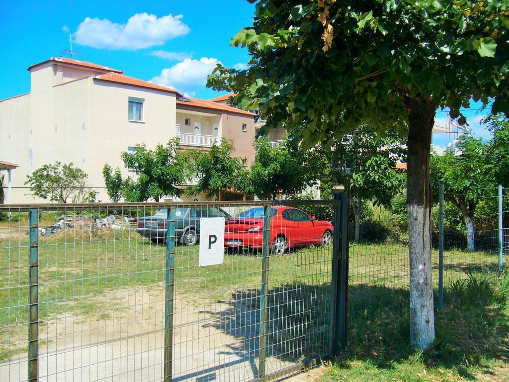 Lola Rooms Βρασνά Εξωτερικό φωτογραφία
